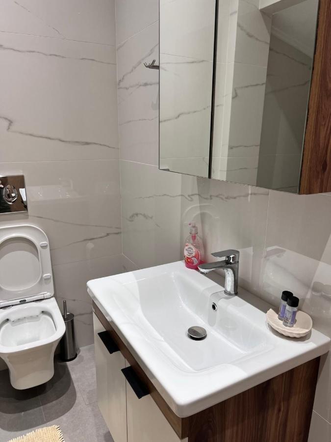 Kontis' Furnished Apartment Loutraki  Eksteriør bilde