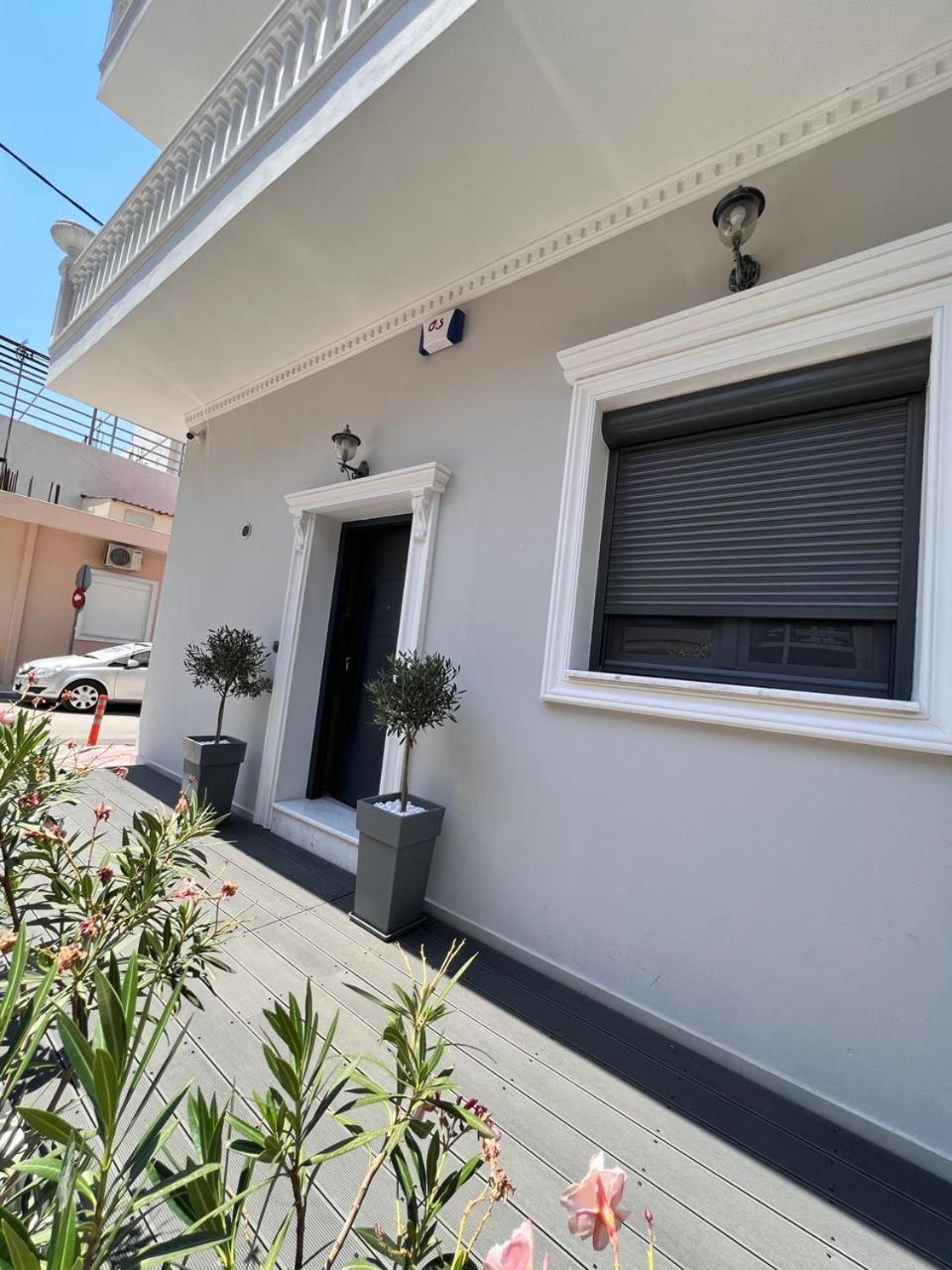 Kontis' Furnished Apartment Loutraki  Eksteriør bilde
